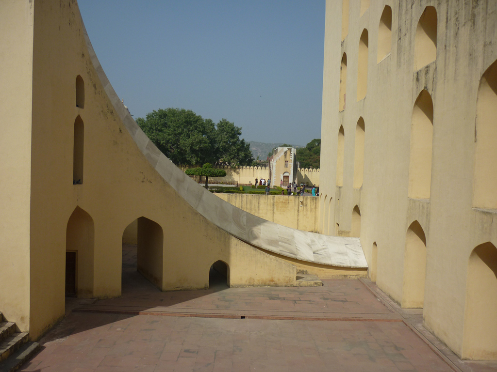 Сонник дорог: прогулки по Индии   Раджастхан (I) | Индийская обсерватория XVIII века