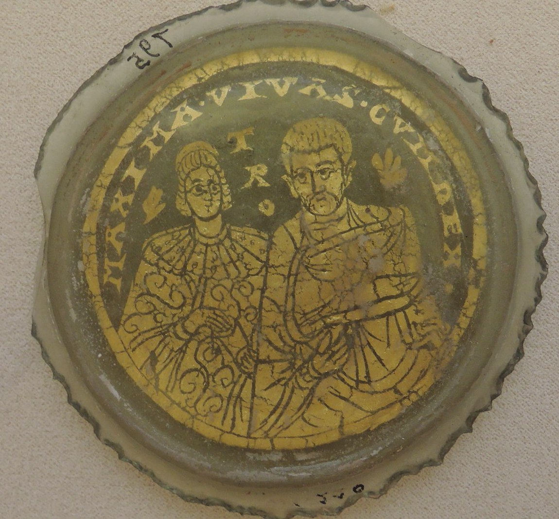 Белый единорог (иконология)   Христианские позолоченные стёкла | Семейный портрет 4-го века