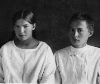 Е.Н. Бокова и Ю.И. Оловянишников. 1922